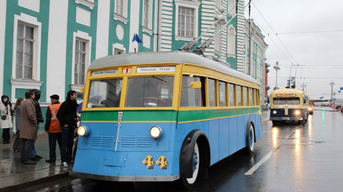 Праздник троллейбусов 1 октября Праздник троллейбусов 1 октября