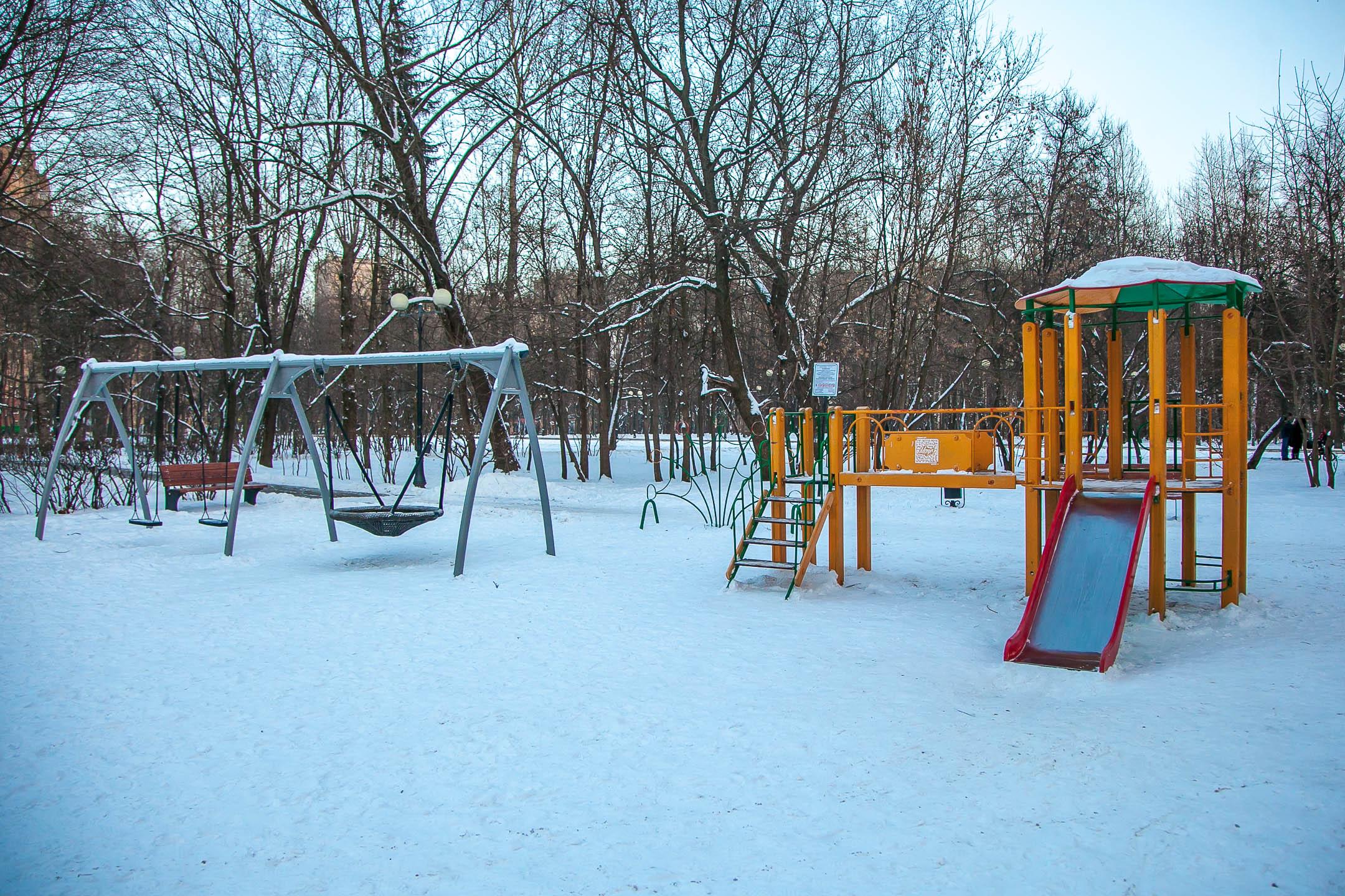 детские площадки в Перовском парке
