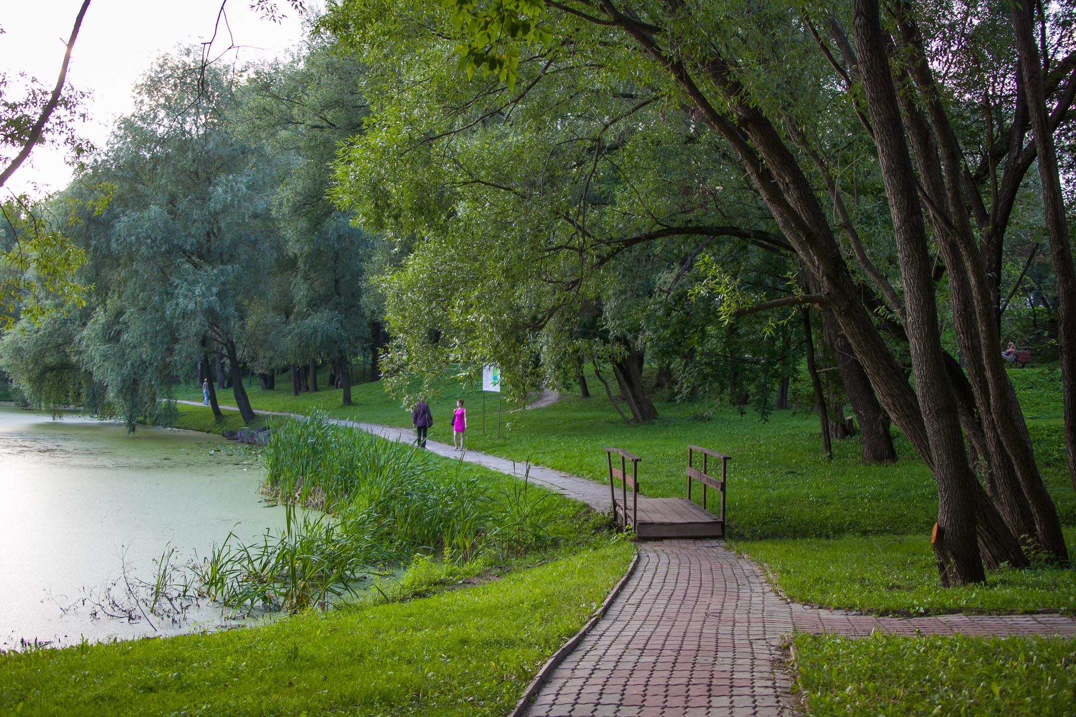 Какая погода в саде