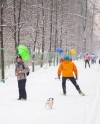 В парках Москвы готовят к сезону лыжные трассы