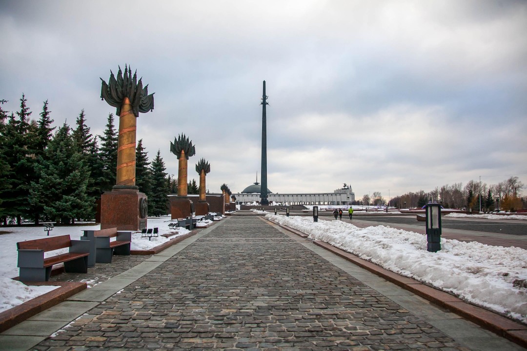 Памятник победы на поклонной горе в москве