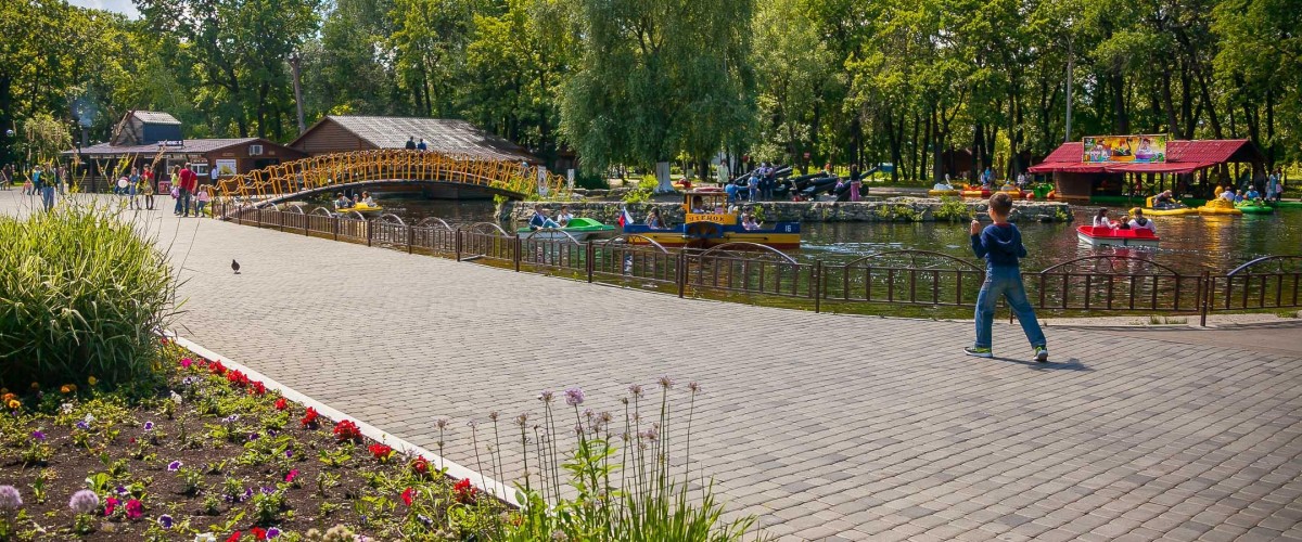 приморский парк им. парк имени гагарина в кирове. парк гагарина новокузнецк аттракцион фараон. а гагарина вход. форсаж аттракцион новокузнецк парк гагарина.