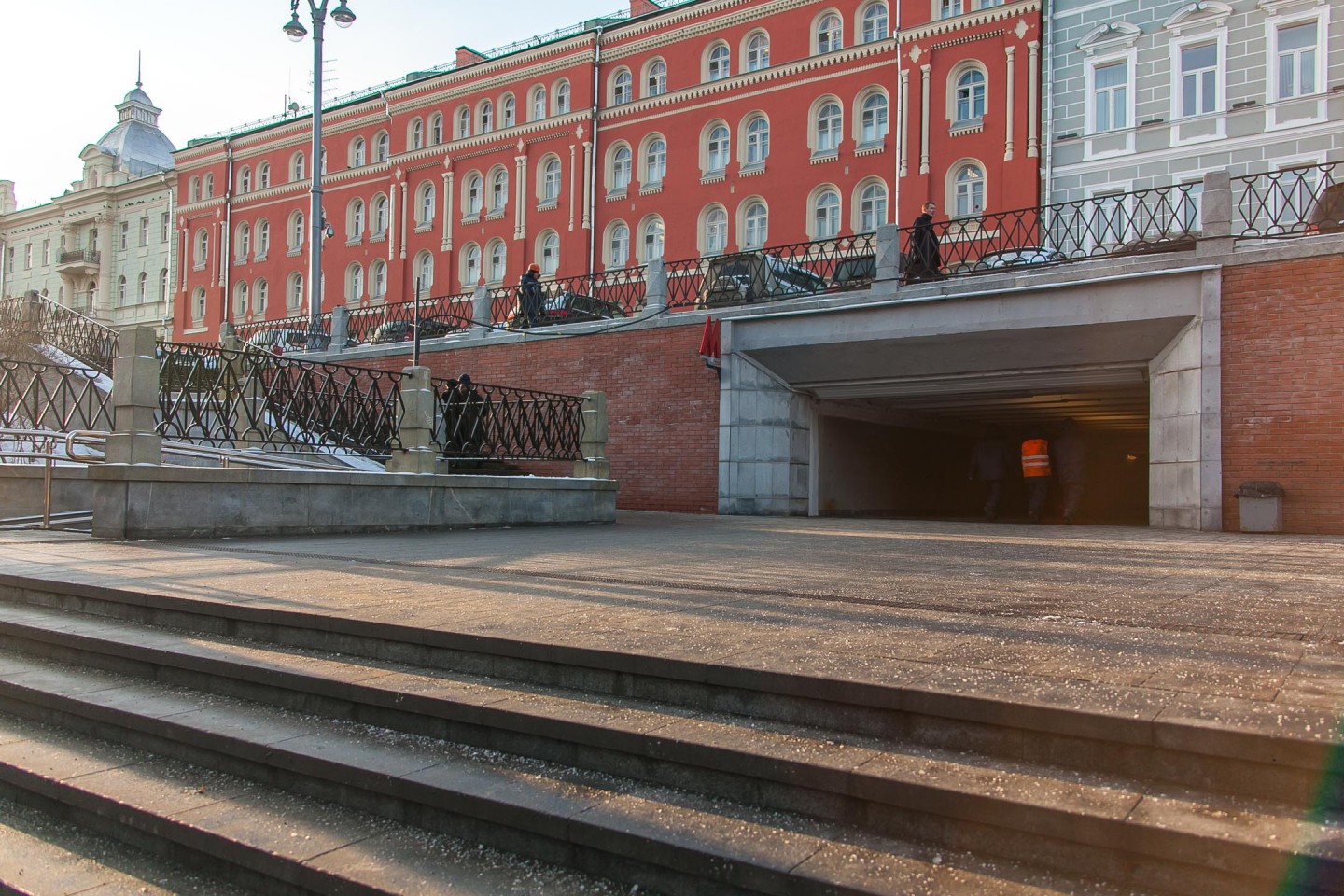 александровский сад метро