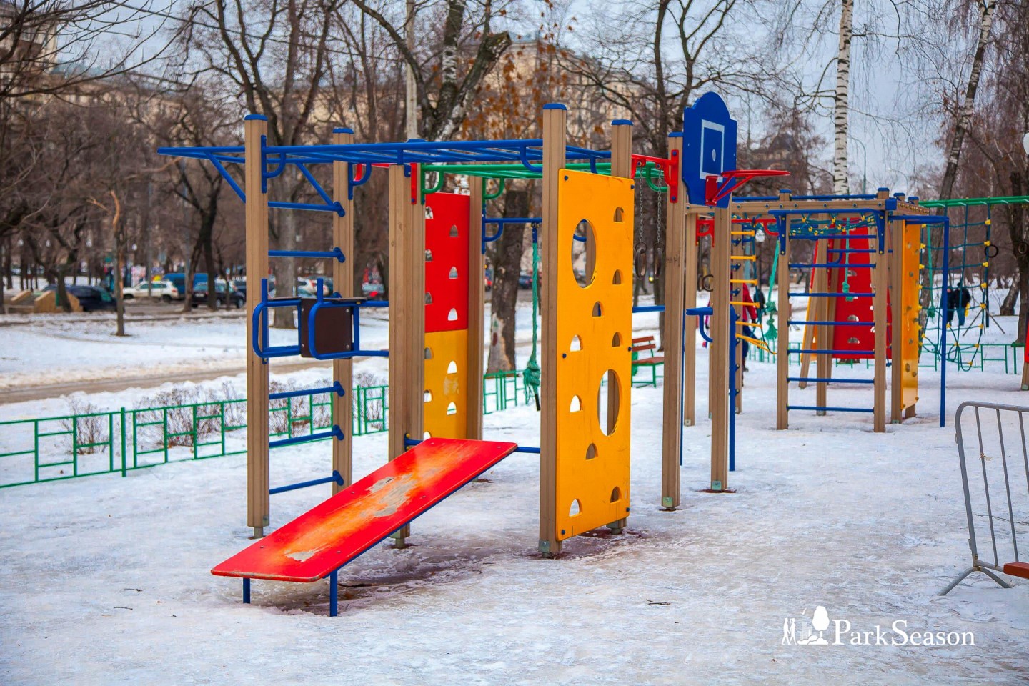 Детская площадка, Парк «Березовая роща», Москва — ParkSeason