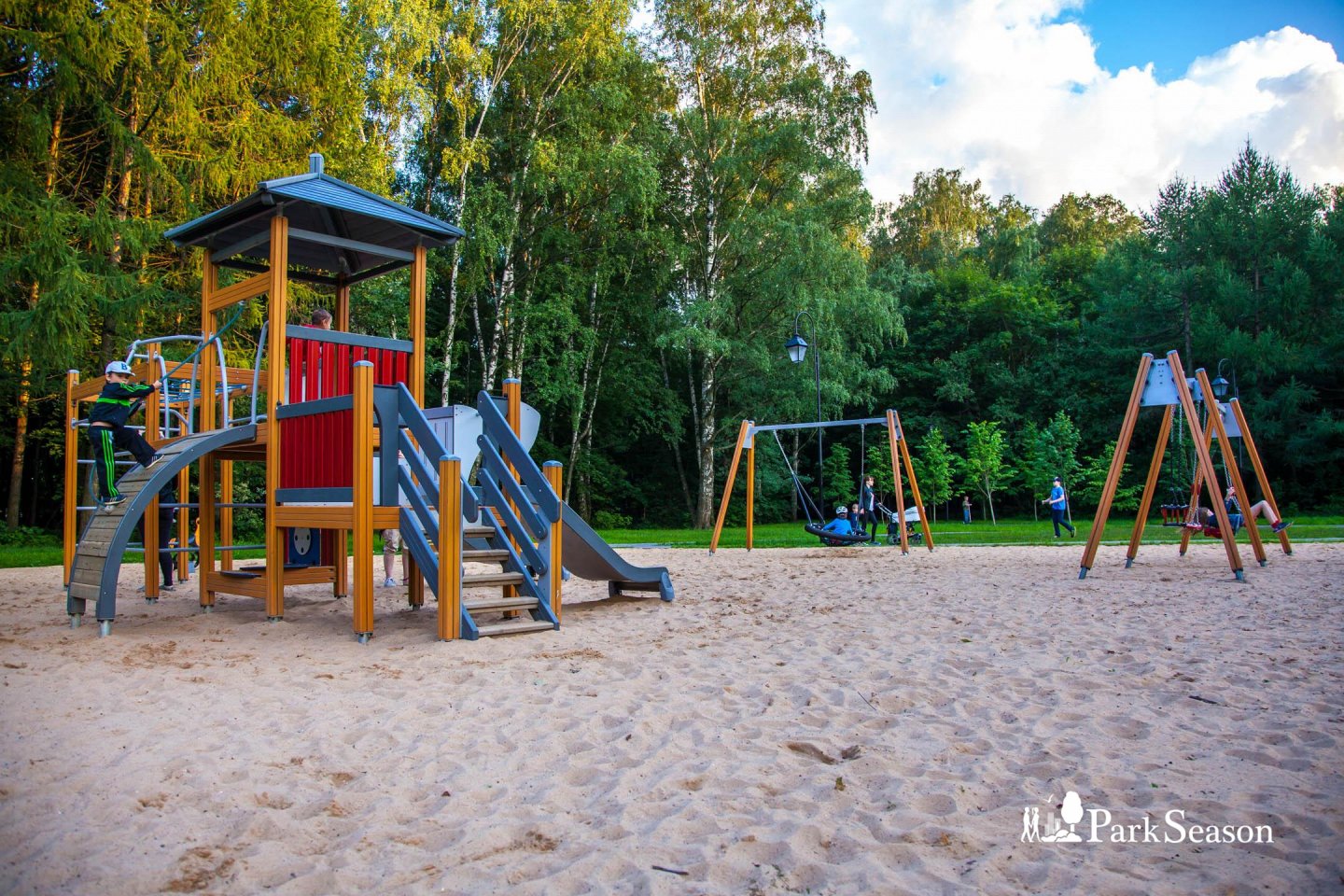 Детская площадка, Парк «Сокольники», Москва — ParkSeason
