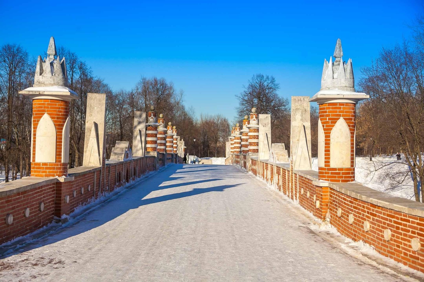 Большой мост через овраг, Музей-заповедник «Царицыно», Москва — ParkSeason