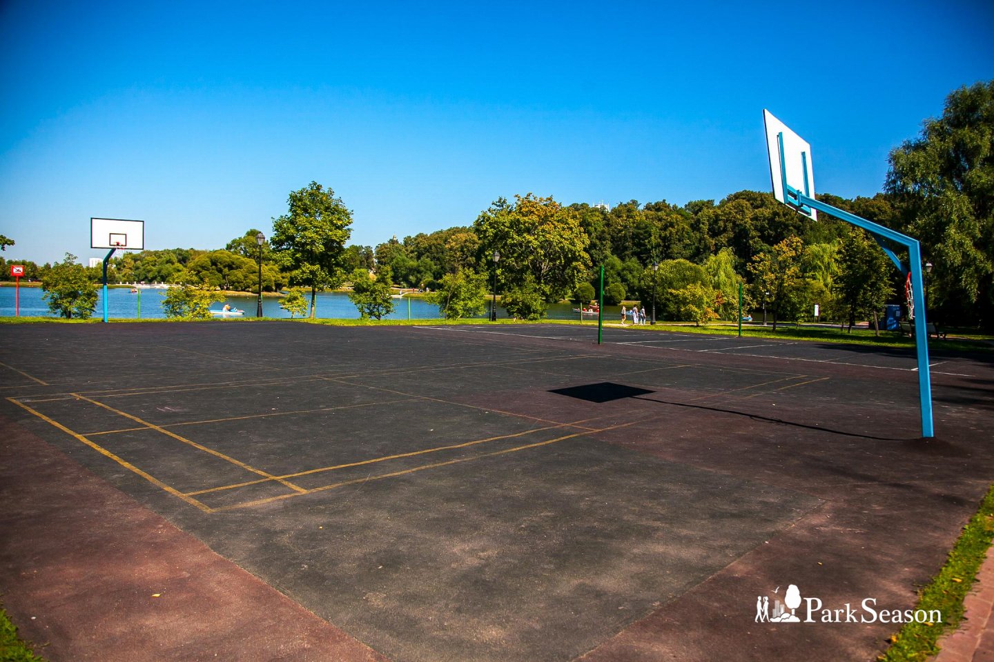 Баскетбольная площадка, Музей-заповедник «Царицыно», Москва — ParkSeason