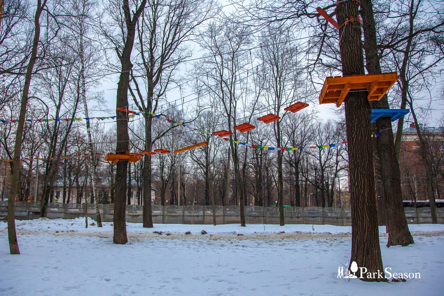 Веревочный парк «Школа супергероев», Парк имени Льва Толстого (Химки), Москва — ParkSeason