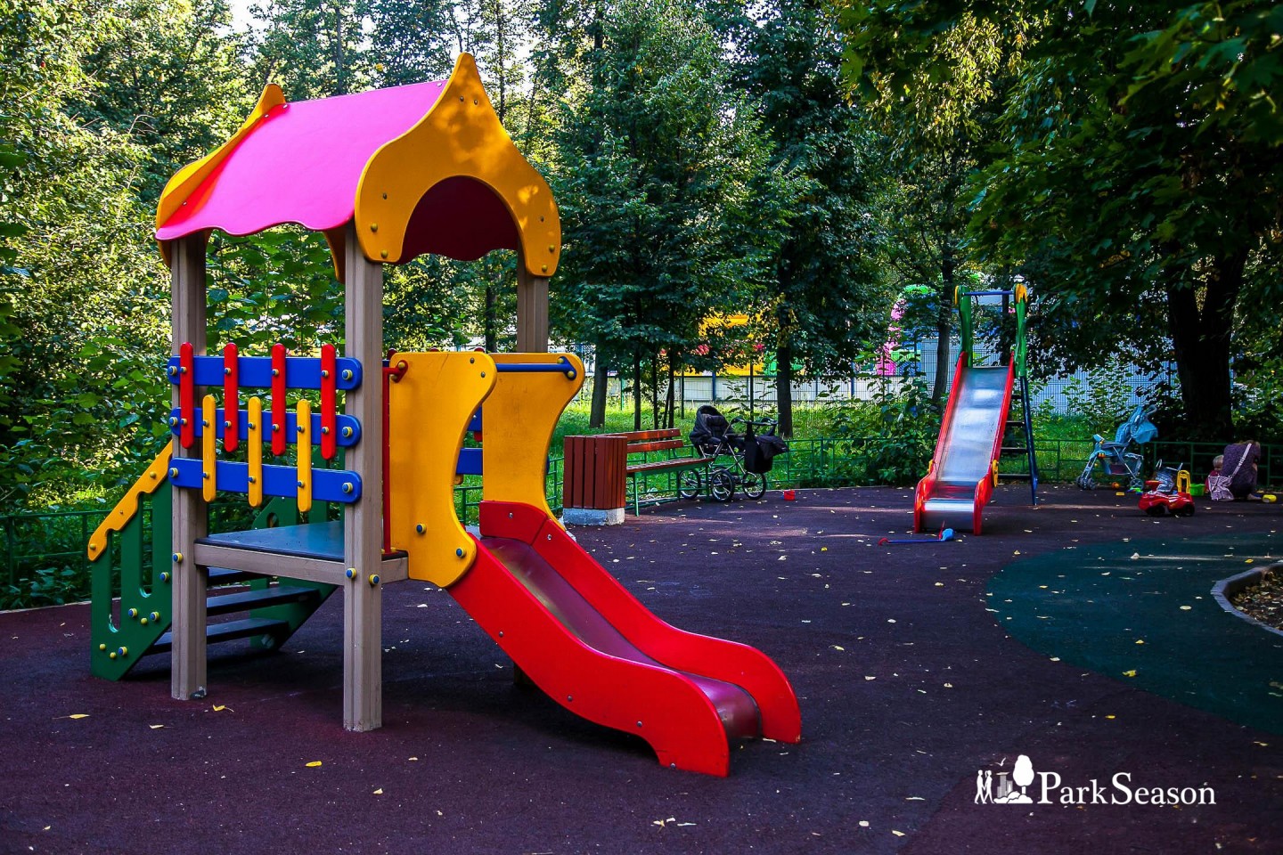 Детская площадка, Парк «Березовая роща», Москва — ParkSeason