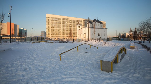 Тее 5. Парк Ходынское поле скейтпарк. Парк Ходынка скейт парк. Скейтпарк ЦСКА. ЦСКА Плаза скейт парк.