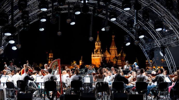 В парке "Зарядье" завершается Первый московский летний музыкальный фестиваль