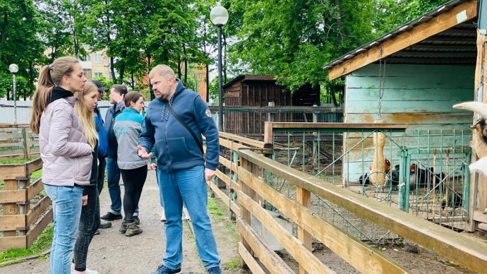 Чебкосарский зооуголок «Ковчег» посетили представители Союза зоопарков и аквариумов России