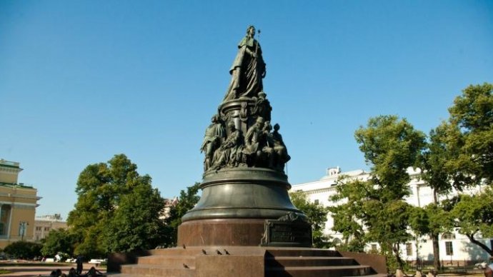 Екатерининский сквер объявили самым уютным садом Петербурга