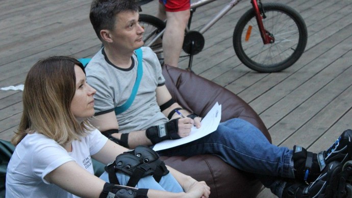 В летнем кинотеатре Перовского парка устраивают бесплатные кинопоказы