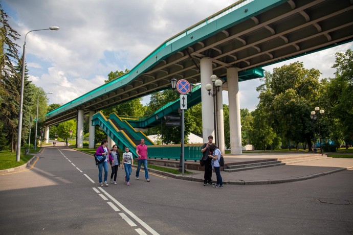 Парк горького стоянка автомобилей